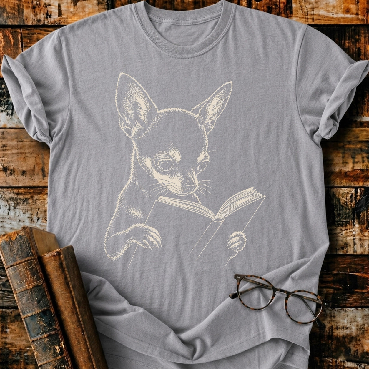 Chihuahua Reading T-Shirt