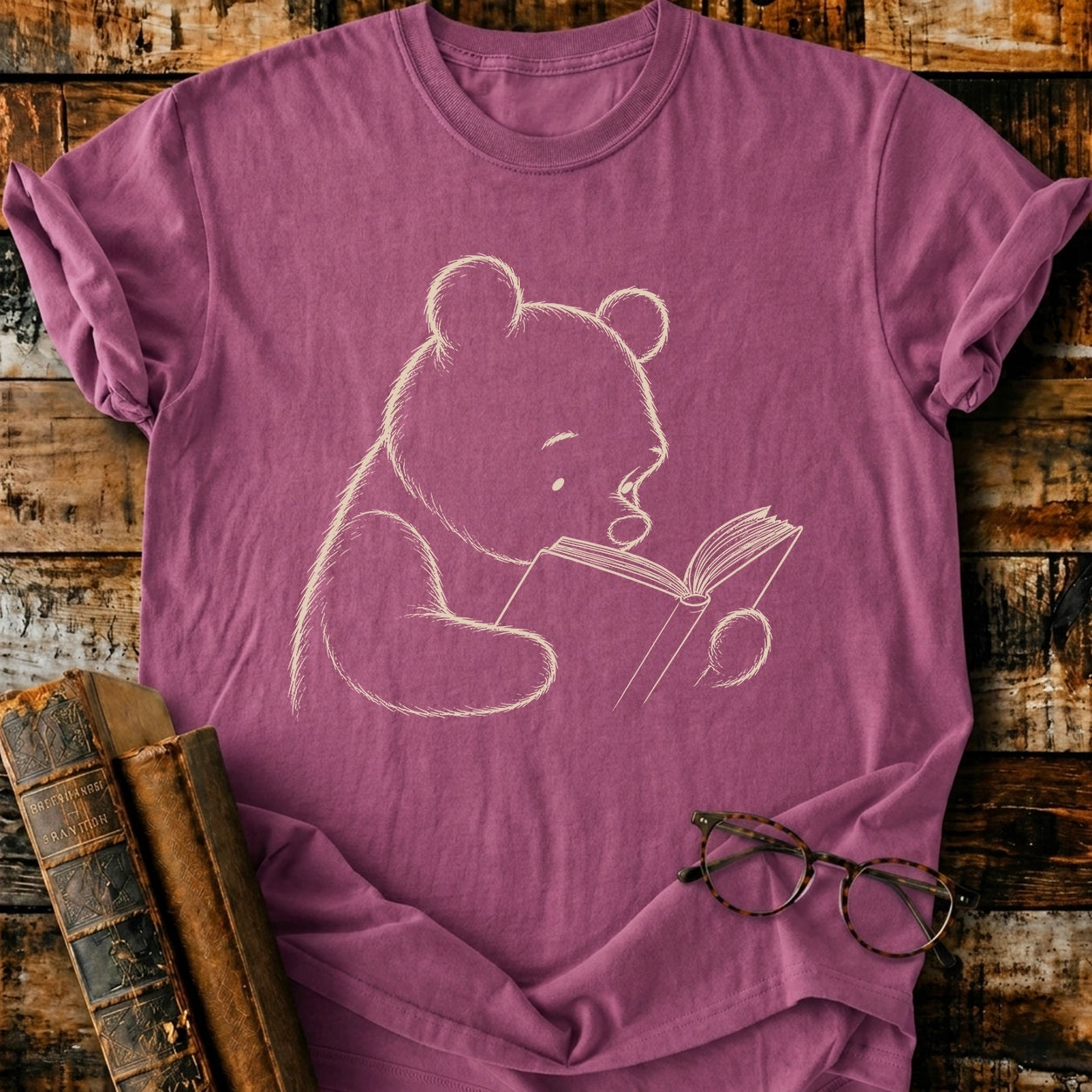 Classic Pooh 1926 Reading T-Shirt