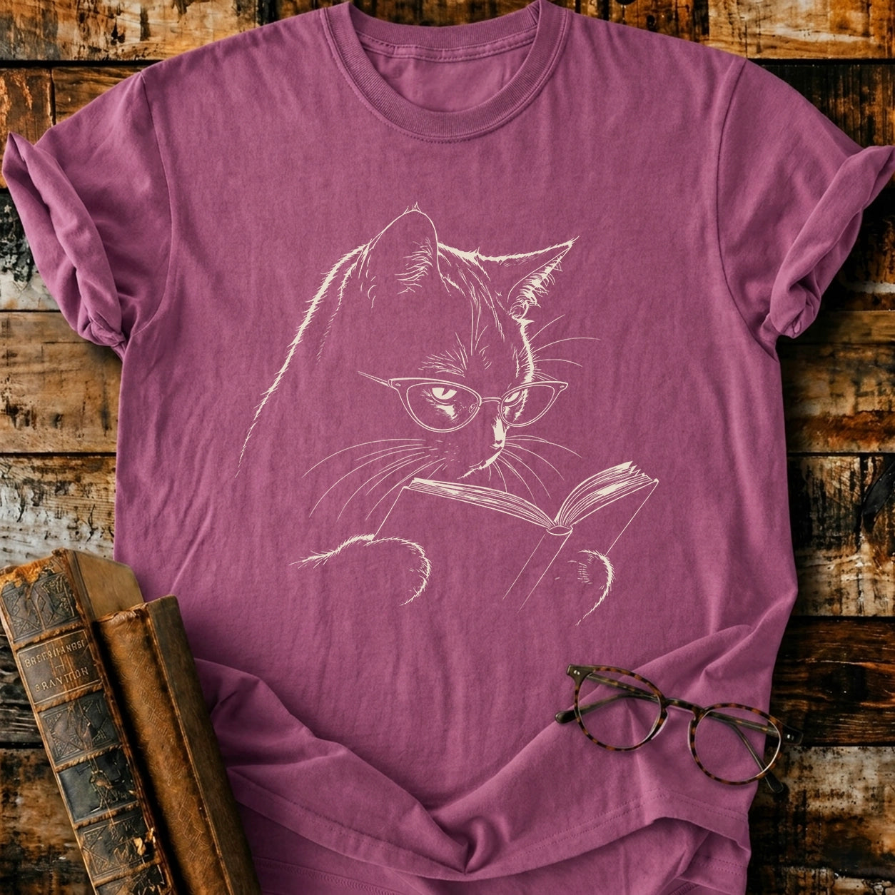 Vintage Reading Cat T-Shirt