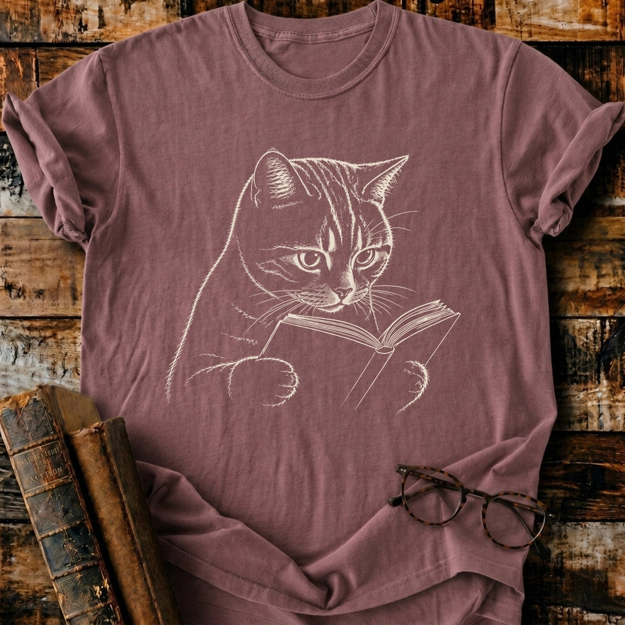 Shorthair Reading T-Shirt