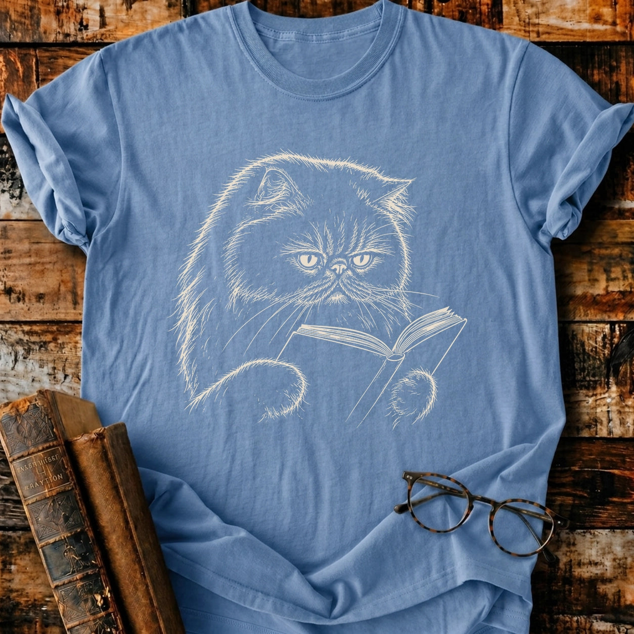 Persian Cat Reading T-Shirt