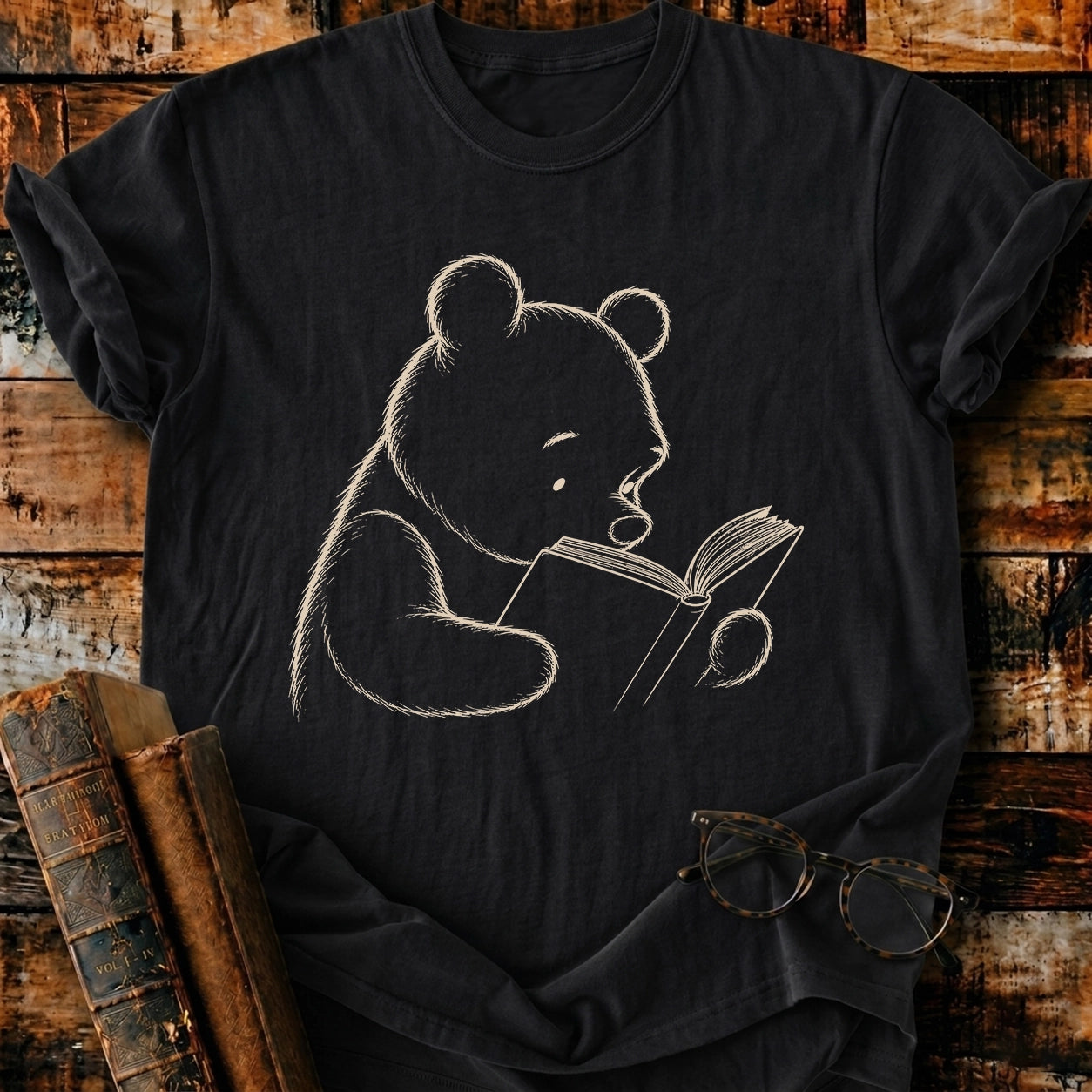 Classic Pooh 1926 Reading T-Shirt