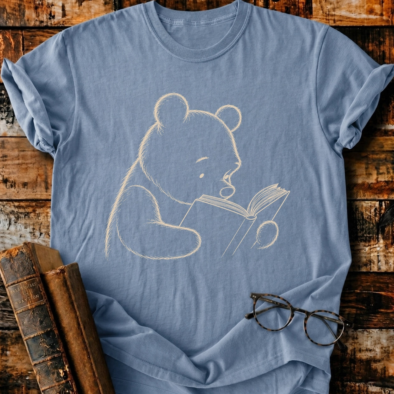 Classic Pooh 1926 Reading T-Shirt