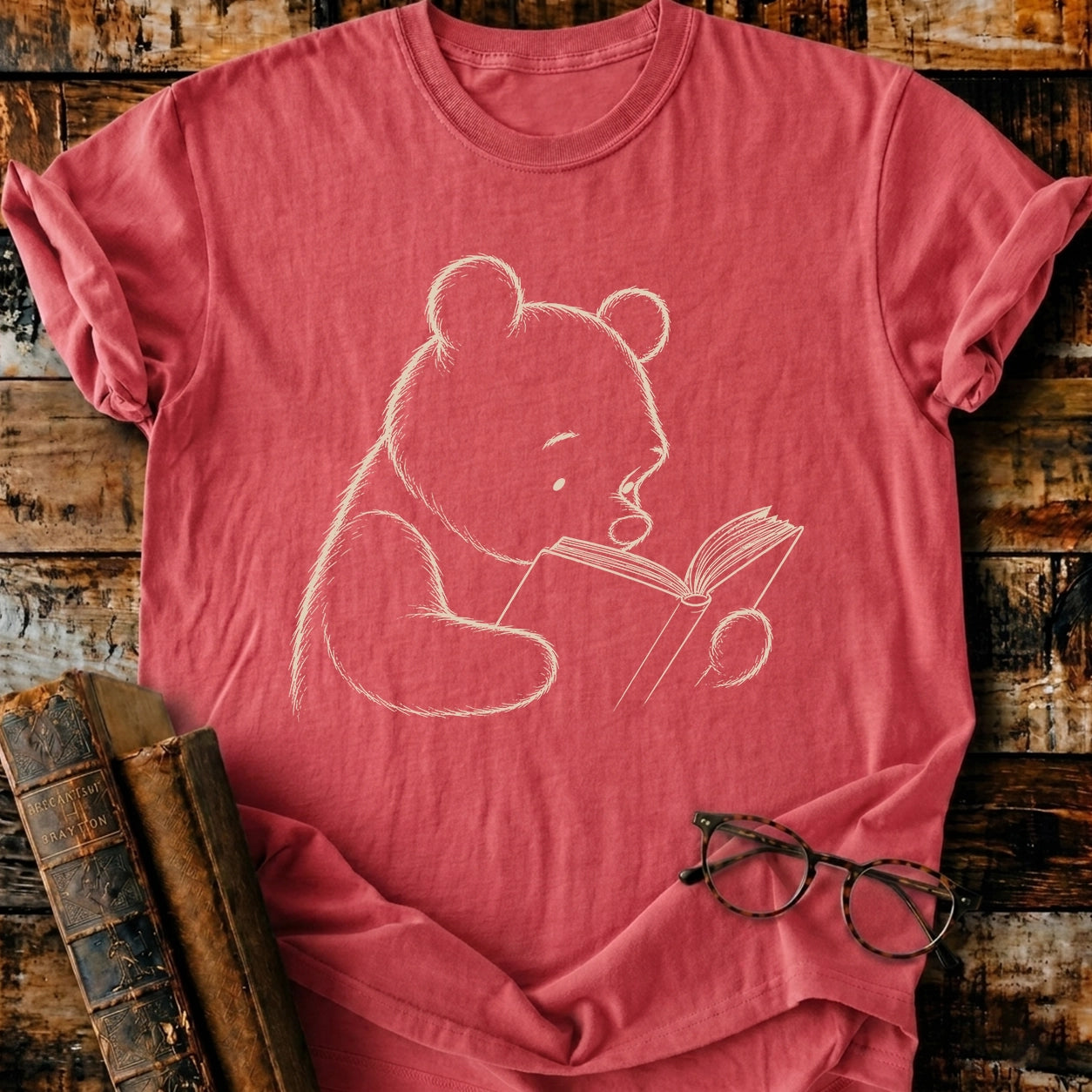 Classic Pooh 1926 Reading T-Shirt