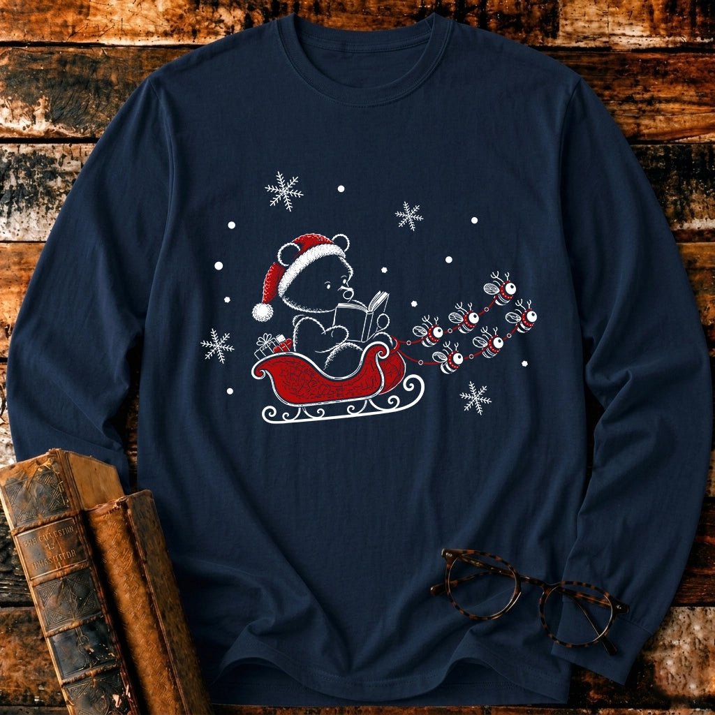 Classic Pooh Santan Reading Long Sleeve T-Shirt - BookMuseClub