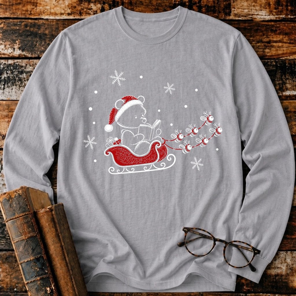 Classic Pooh Santan Reading Long Sleeve T-Shirt - BookMuseClub