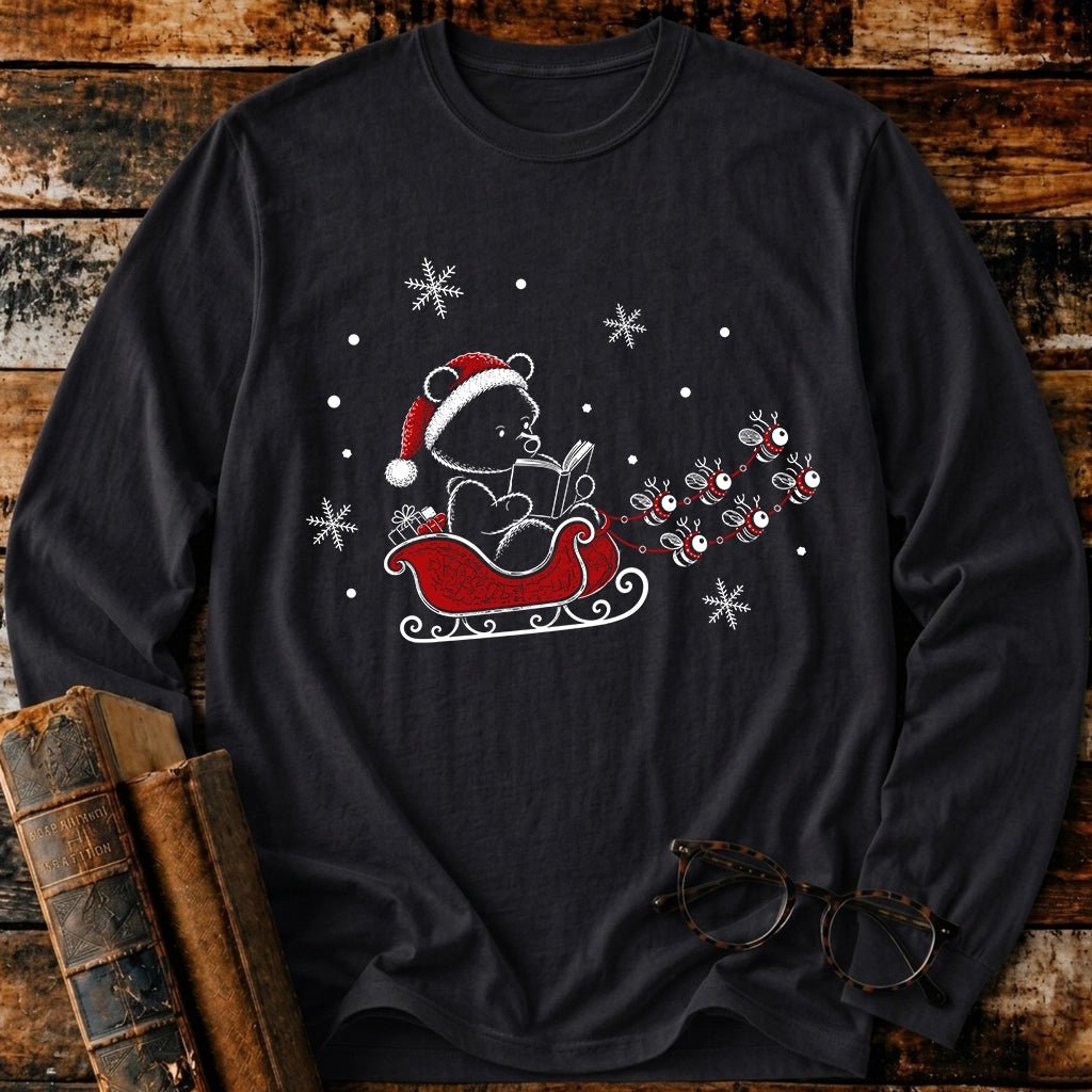 Classic Pooh Santan Reading Long Sleeve T-Shirt - BookMuseClub