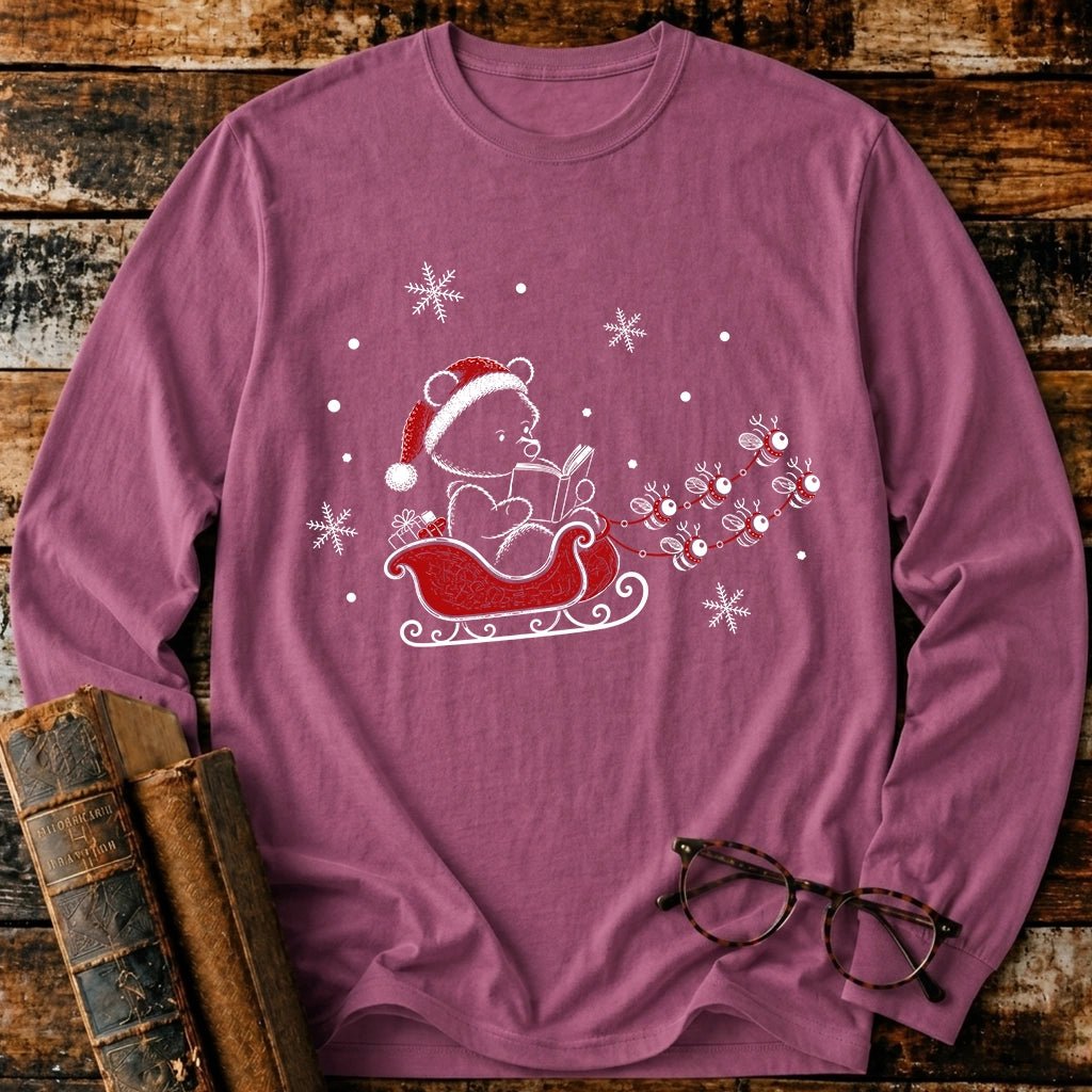 Classic Pooh Santan Reading Long Sleeve T-Shirt - BookMuseClub