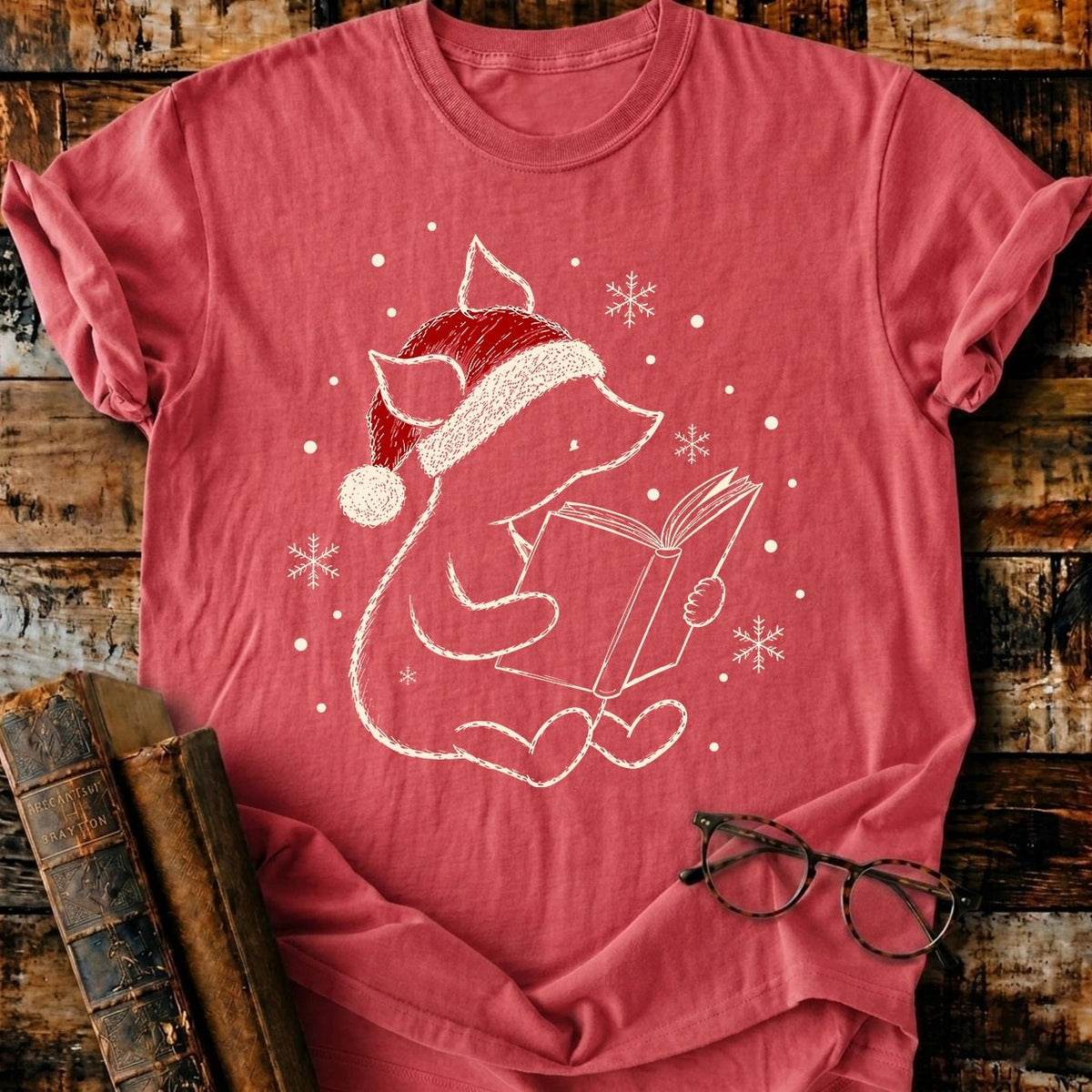 Piglet Reading Christmas T-Shirt - BookMuseClub