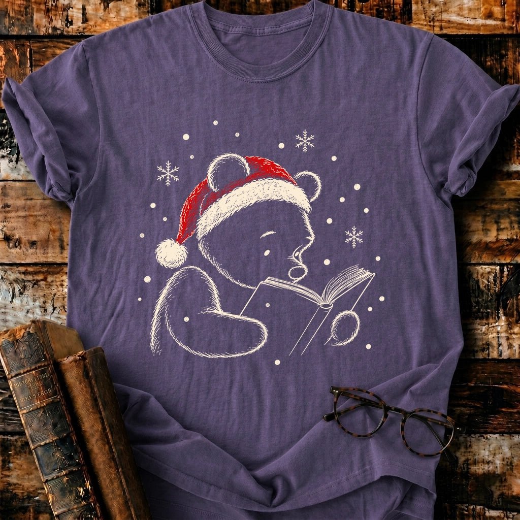 Pooh Reading Christmas T-Shirt - BookMuseClub