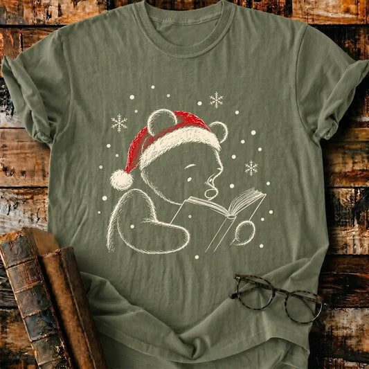 Pooh Reading Christmas T-Shirt - BookMuseClub
