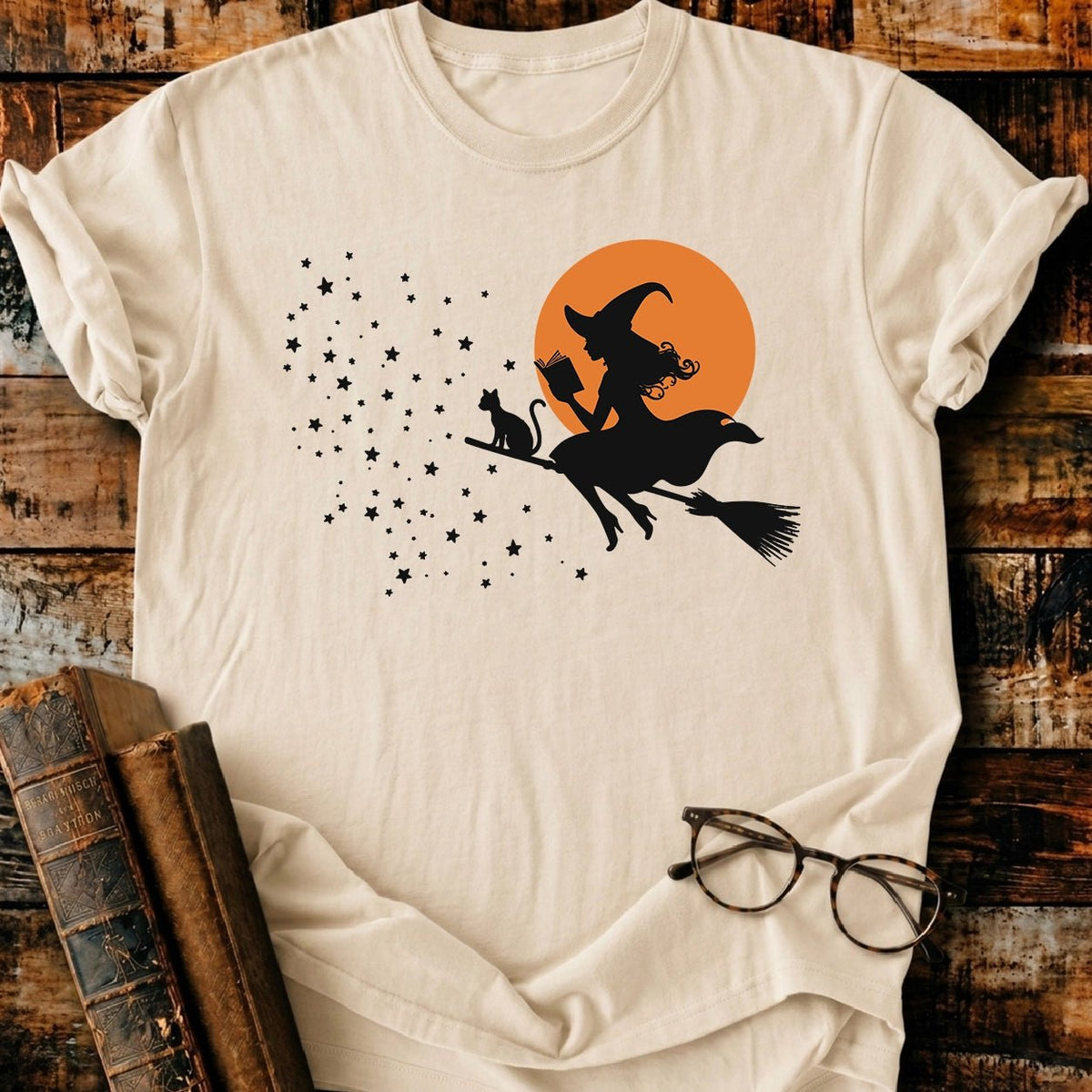 Reading On The Go T-Shirt - BookMuseClub