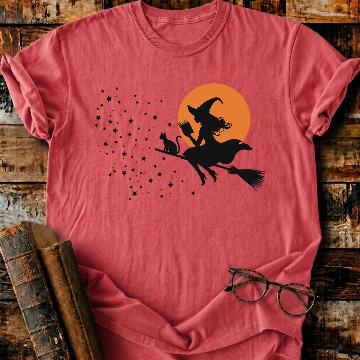Reading On The Go T-Shirt - BookMuseClub
