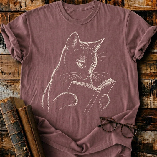 Russian Blue Reading T-Shirt - BookMuseClub