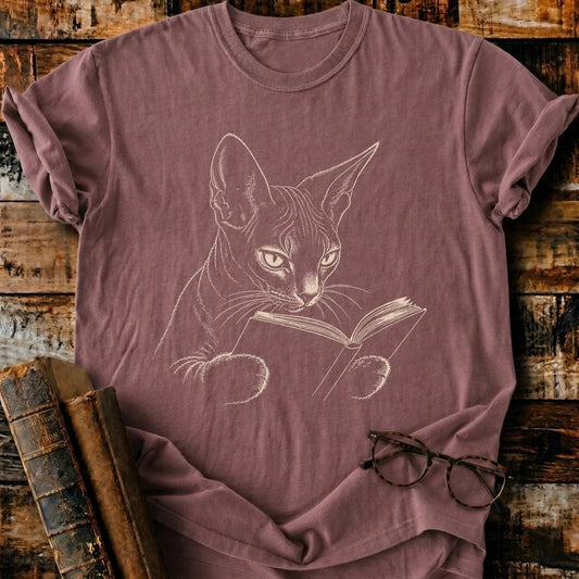 Sphynx Reading T-Shirt - BookMuseClub