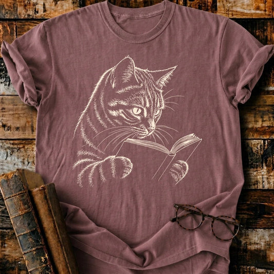 Tabby Cat Reading T-Shirt - BookMuseClub
